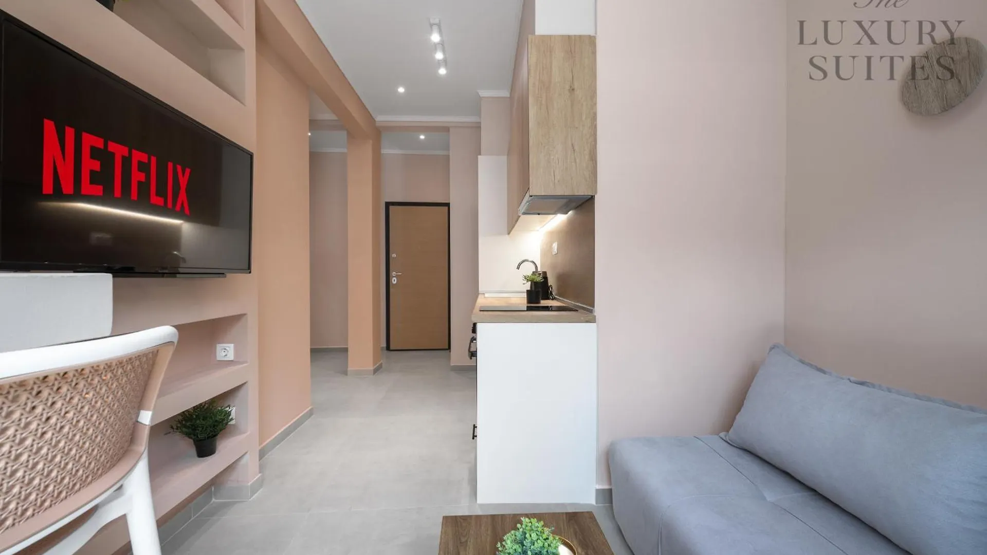Aelia Jacuzzi Suite, The Luxury Suites 塞萨洛尼基 公寓