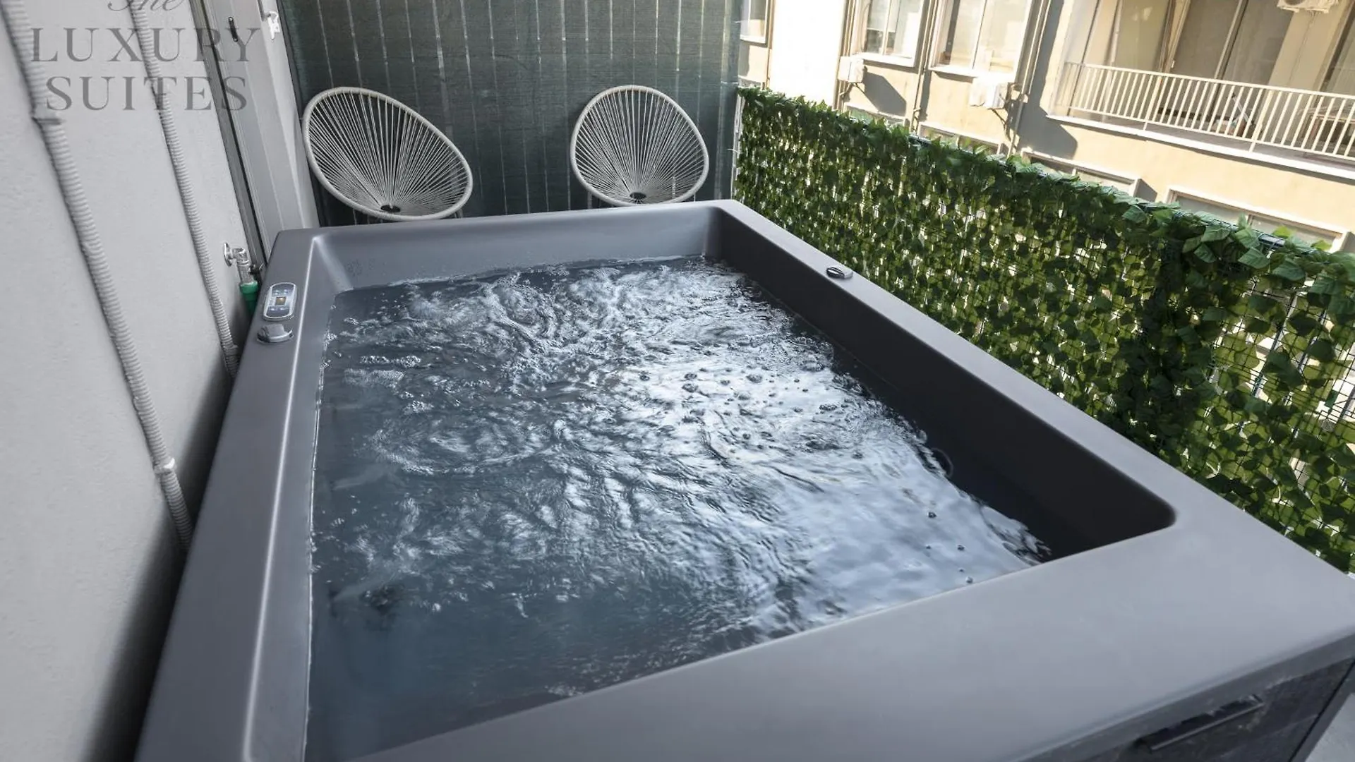 Aelia Jacuzzi Suite, The Luxury Suites 塞萨洛尼基 公寓